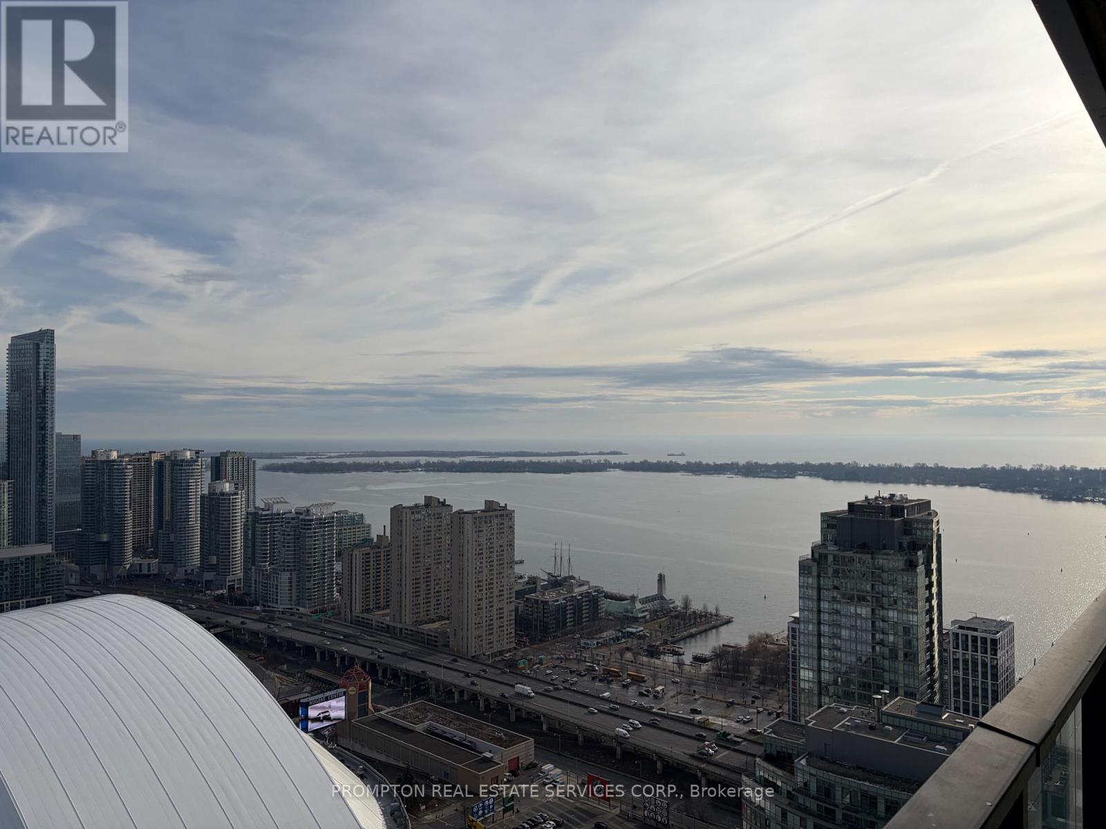 4802 - 1 Concord Cityplace Way, Toronto, Ontario  M5V 0X3 - Photo 37 - C12644780