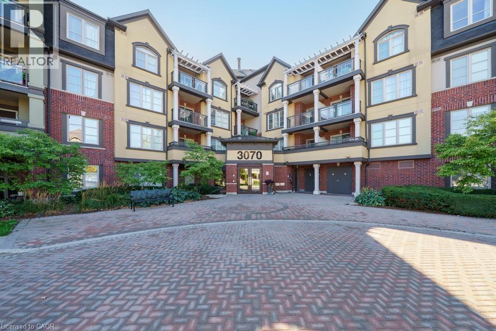 3070 ROTARY Way Unit# 121, burlington, Ontario