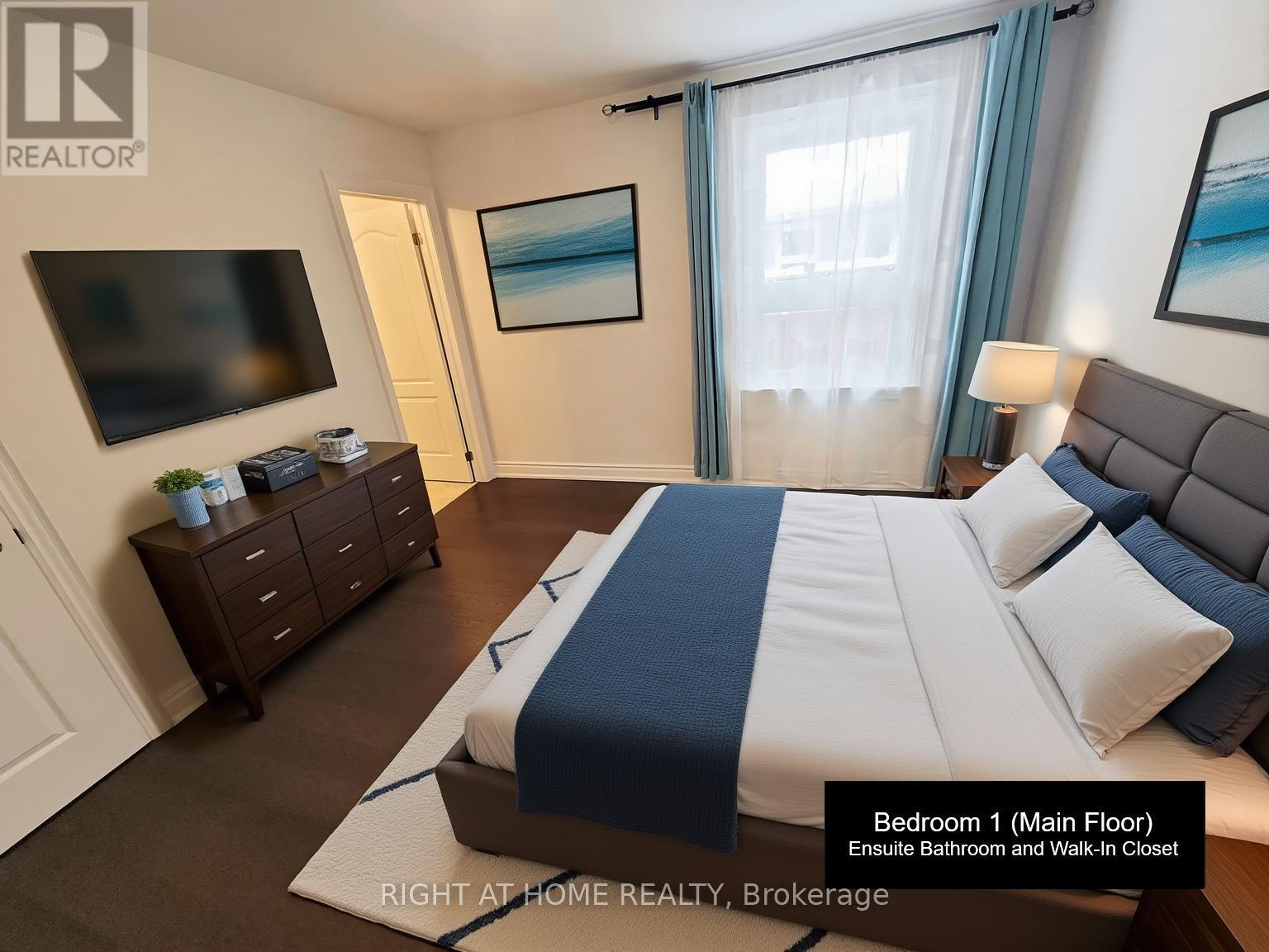 339 Boisdale Avenue, Richmond Hill, Ontario  L4C 1R4 - Photo 4 - N12638394