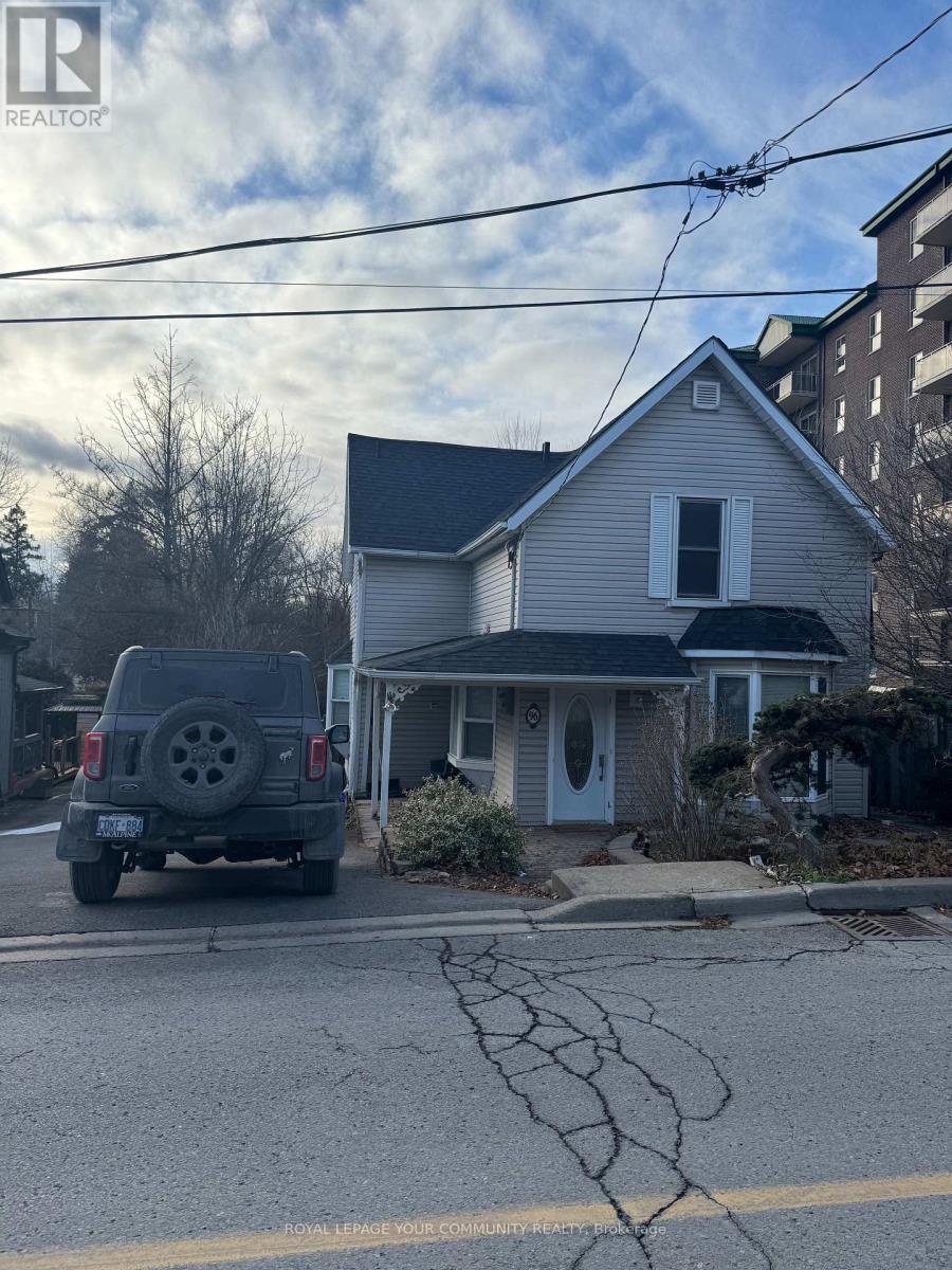 MAIN - 96 GURNETT STREET, Aurora, Ontario