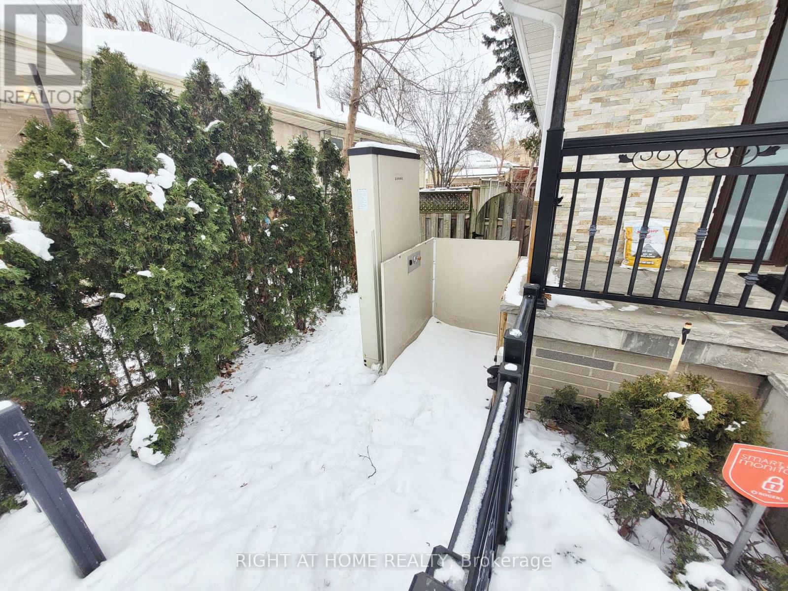 339 Boisdale Avenue, Richmond Hill, Ontario  L4C 1R4 - Photo 28 - N12638394