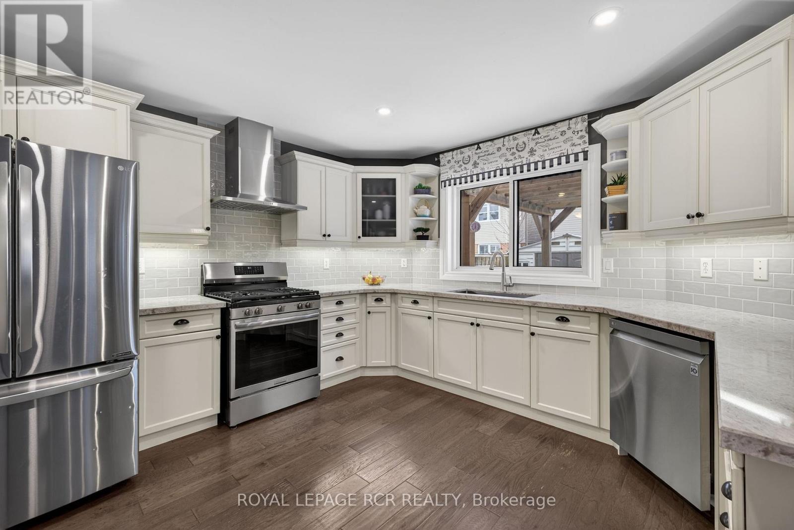 25 Kidd Crescent, New Tecumseth, Ontario  L9R 0C8 - Photo 16 - N12643876