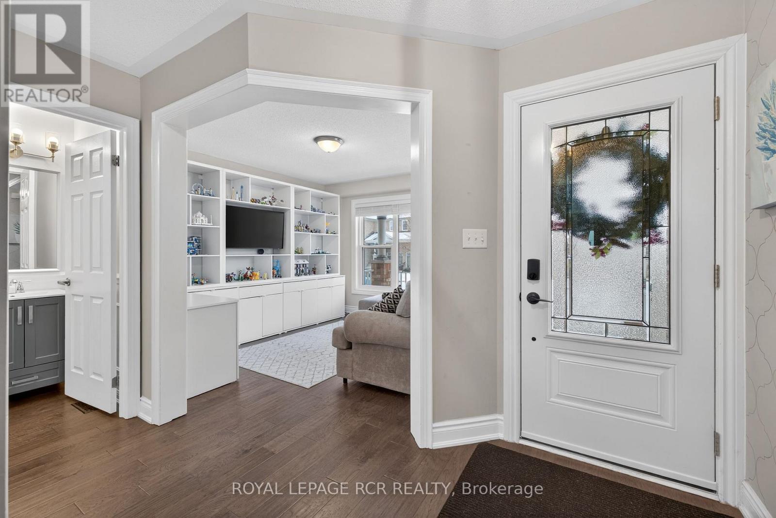 25 Kidd Crescent, New Tecumseth, Ontario  L9R 0C8 - Photo 4 - N12643876