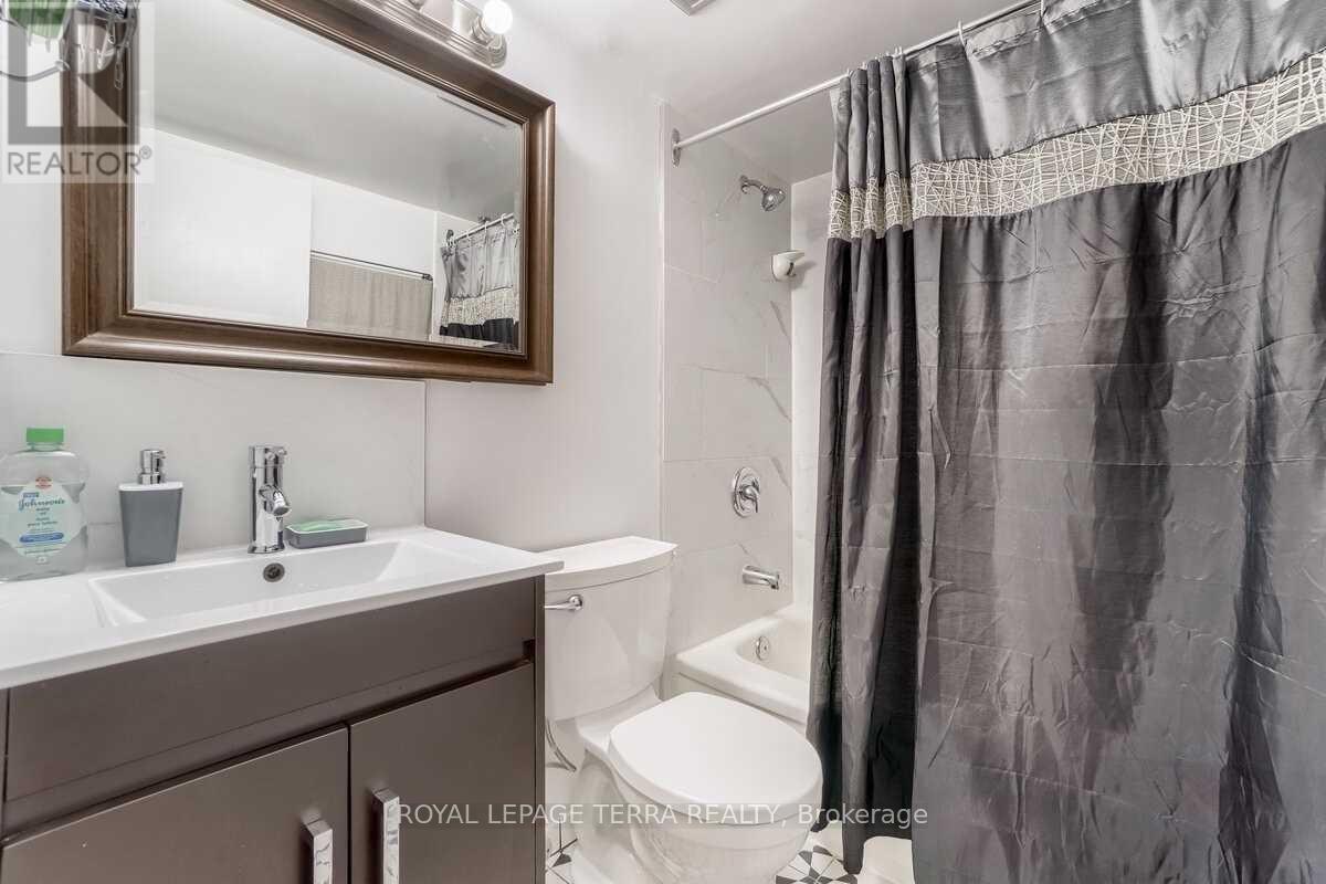1207 - 4 Lisa Street, Brampton, Ontario  L6T 4B6 - Photo 13 - W12644760