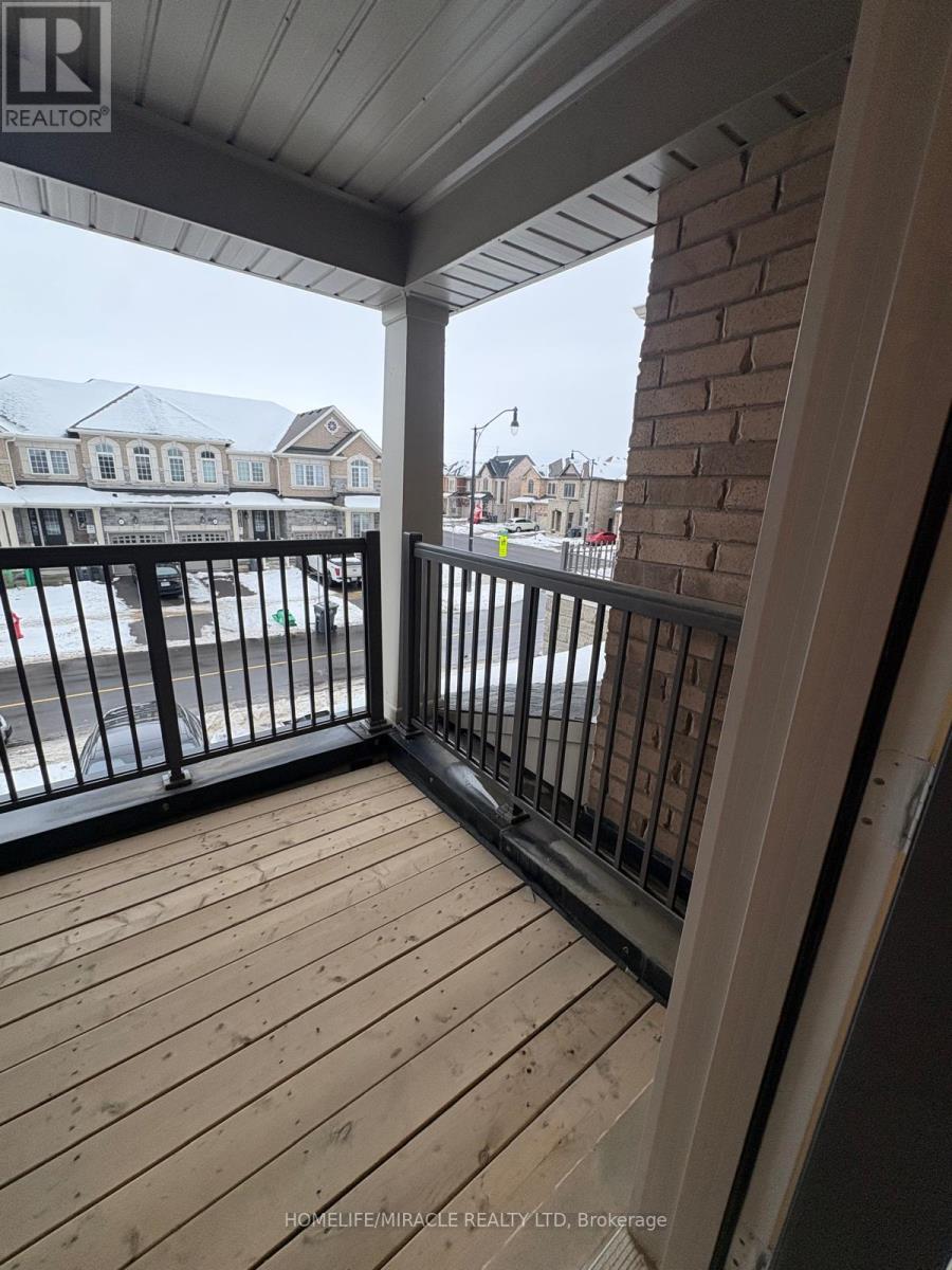 5 Donald Stewart Road, Brampton, Ontario  L7A 5J8 - Photo 18 - W12644778