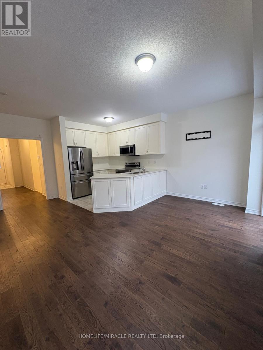 5 Donald Stewart Road, Brampton, Ontario  L7A 5J8 - Photo 4 - W12644778