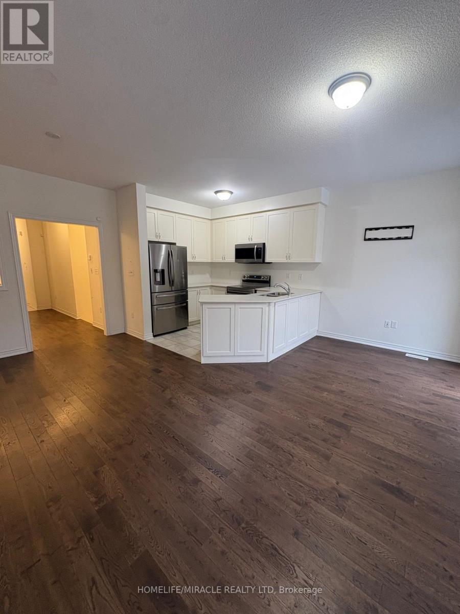 5 Donald Stewart Road, Brampton, Ontario  L7A 5J8 - Photo 6 - W12644778