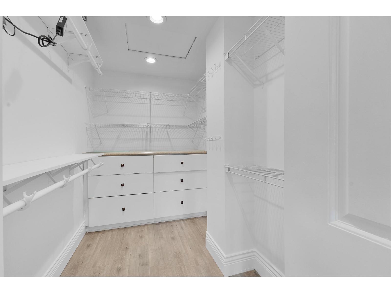 6290 129a Street, Surrey, British Columbia  V3X 1R8 - Photo 8 - R3073492