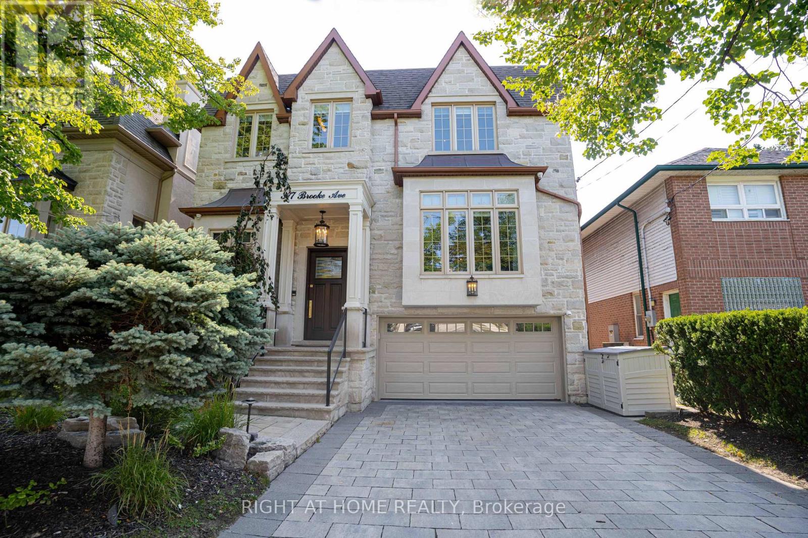 377 BROOKE AVENUE, Toronto, Ontario