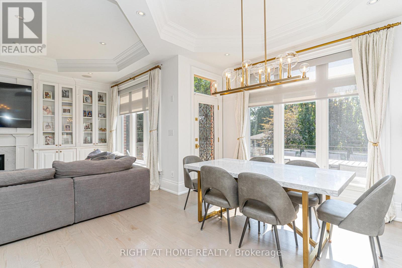 377 Brooke Avenue, Toronto, Ontario  M5M 2L5 - Photo 14 - C12644804