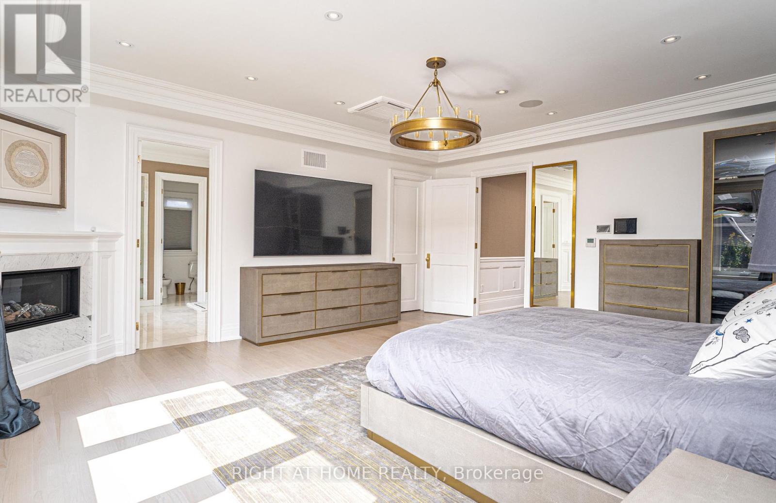 377 Brooke Avenue, Toronto, Ontario  M5M 2L5 - Photo 23 - C12644804