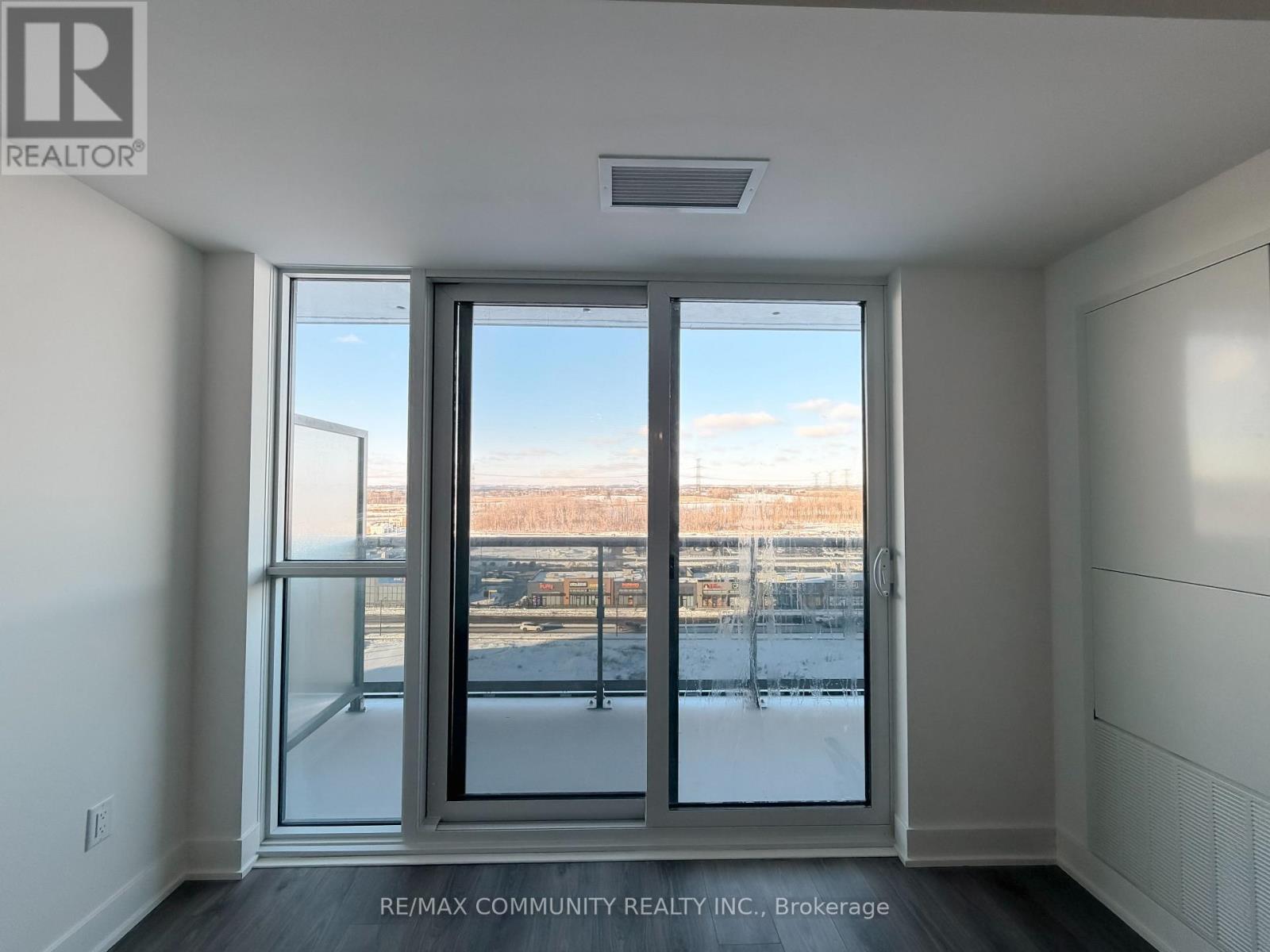 1136 - 2545 Simcoe Street N, Oshawa, Ontario  L1L 0W3 - Photo 9 - E12644798