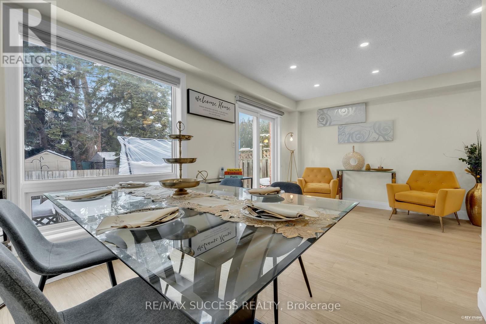 2281 Wildwood Crescent, Pickering, Ontario  L1X 2R7 - Photo 13 - E12644822