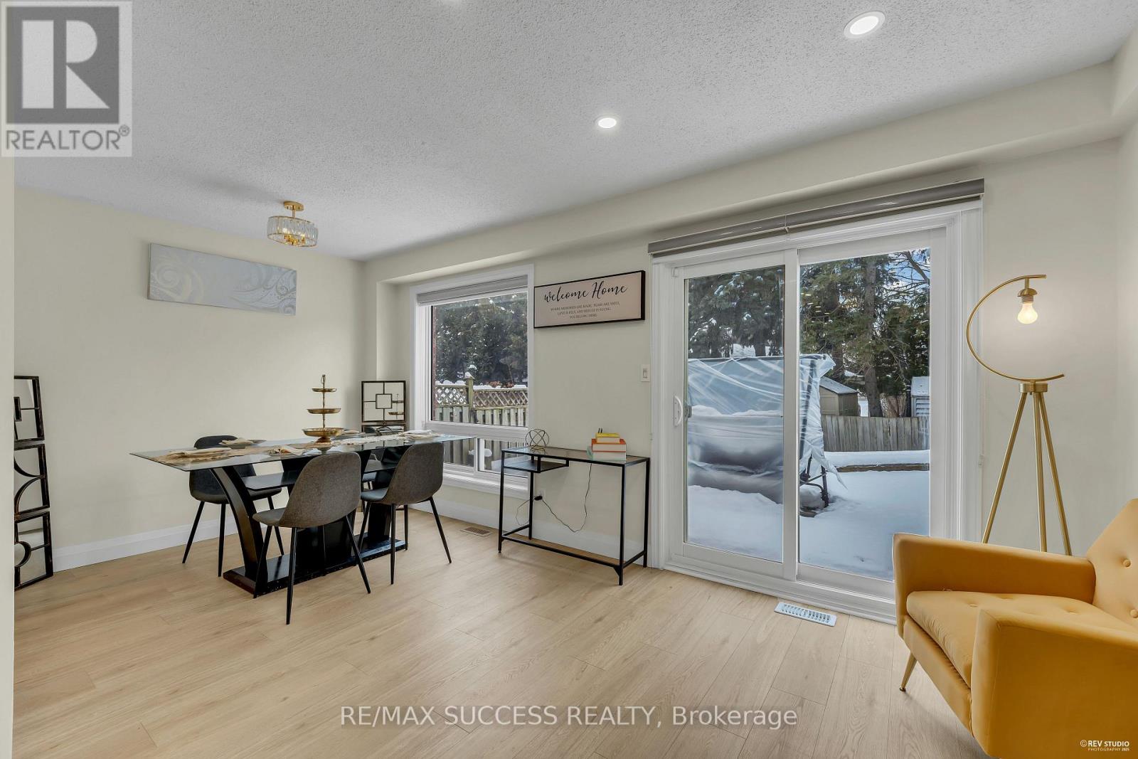 2281 Wildwood Crescent, Pickering, Ontario  L1X 2R7 - Photo 14 - E12644822