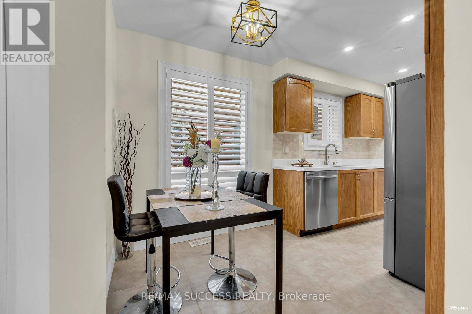 2281 Wildwood Crescent, Pickering, Ontario  L1X 2R7 - Photo 22 - E12644822