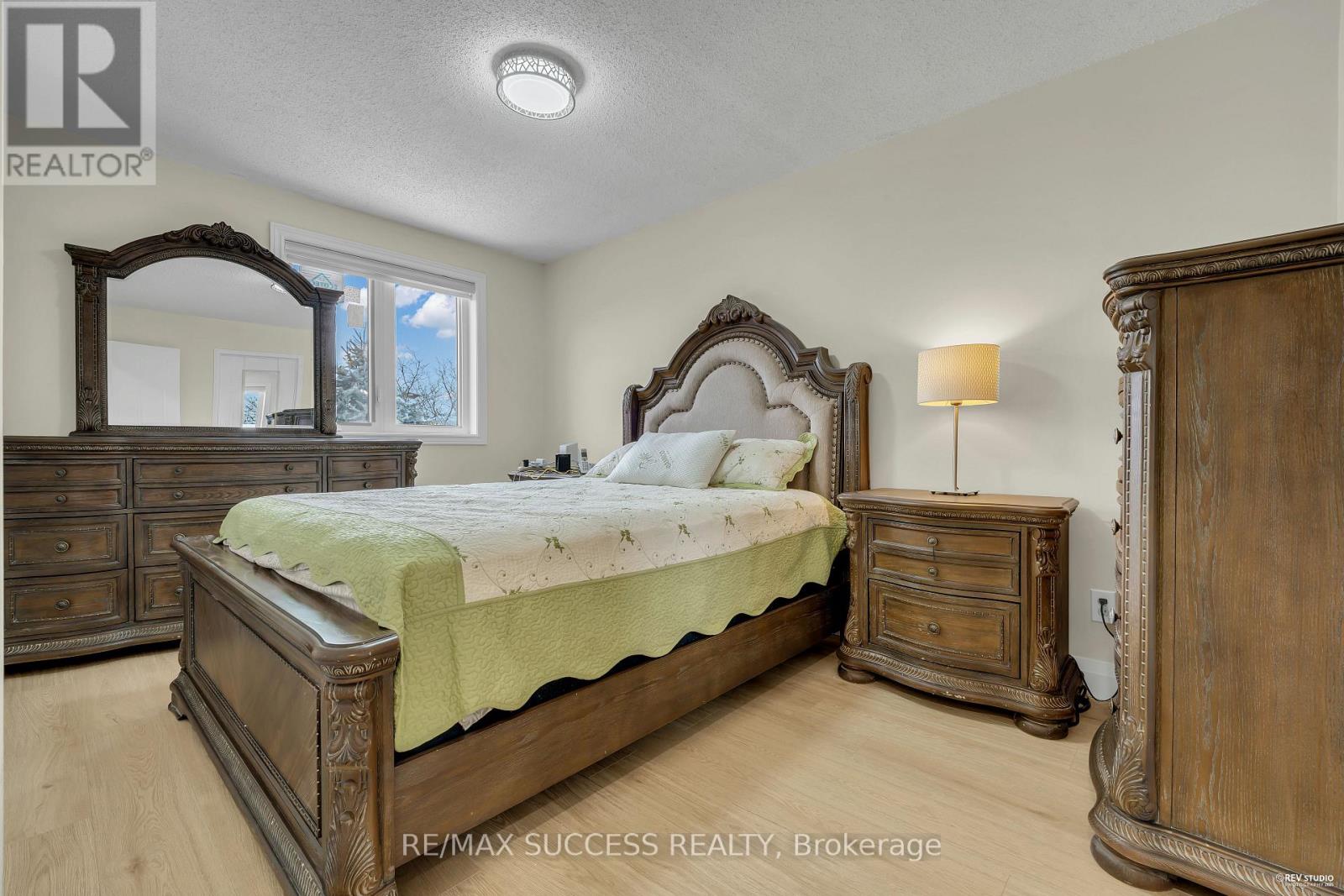 2281 Wildwood Crescent, Pickering, Ontario  L1X 2R7 - Photo 28 - E12644822