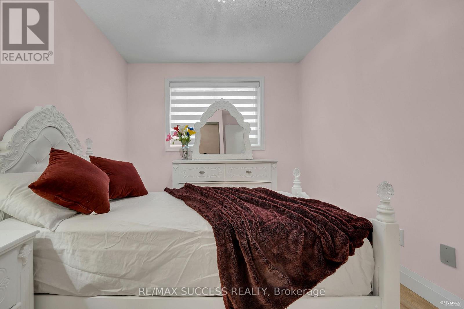 2281 Wildwood Crescent, Pickering, Ontario  L1X 2R7 - Photo 31 - E12644822