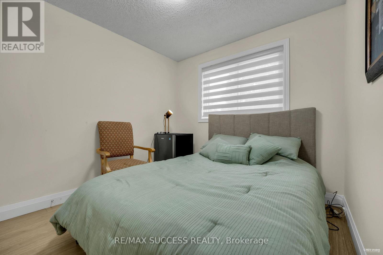 2281 Wildwood Crescent, Pickering, Ontario  L1X 2R7 - Photo 35 - E12644822