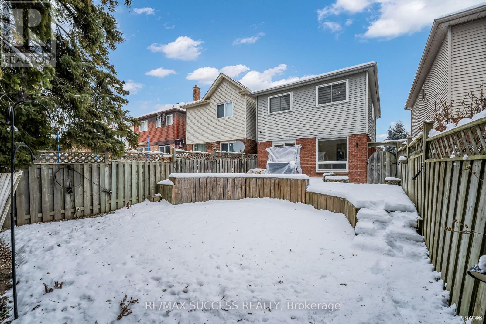 2281 Wildwood Crescent, Pickering, Ontario  L1X 2R7 - Photo 42 - E12644822