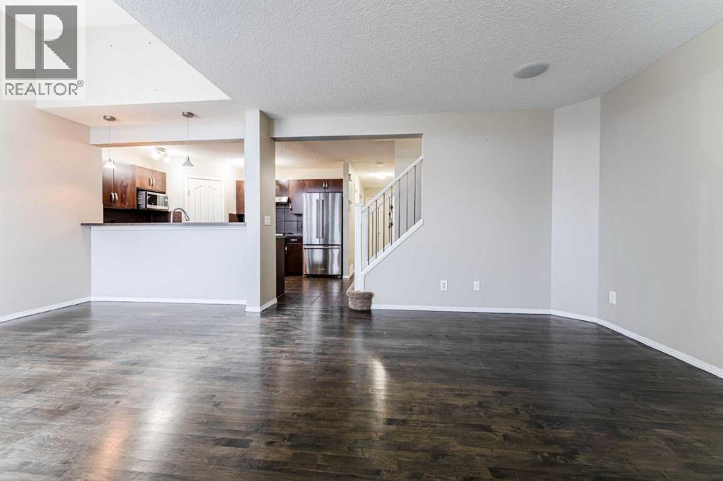 20 Bridlecrest Court Sw, Calgary, Alberta  T2Y 5J3 - Photo 4 - A2274621