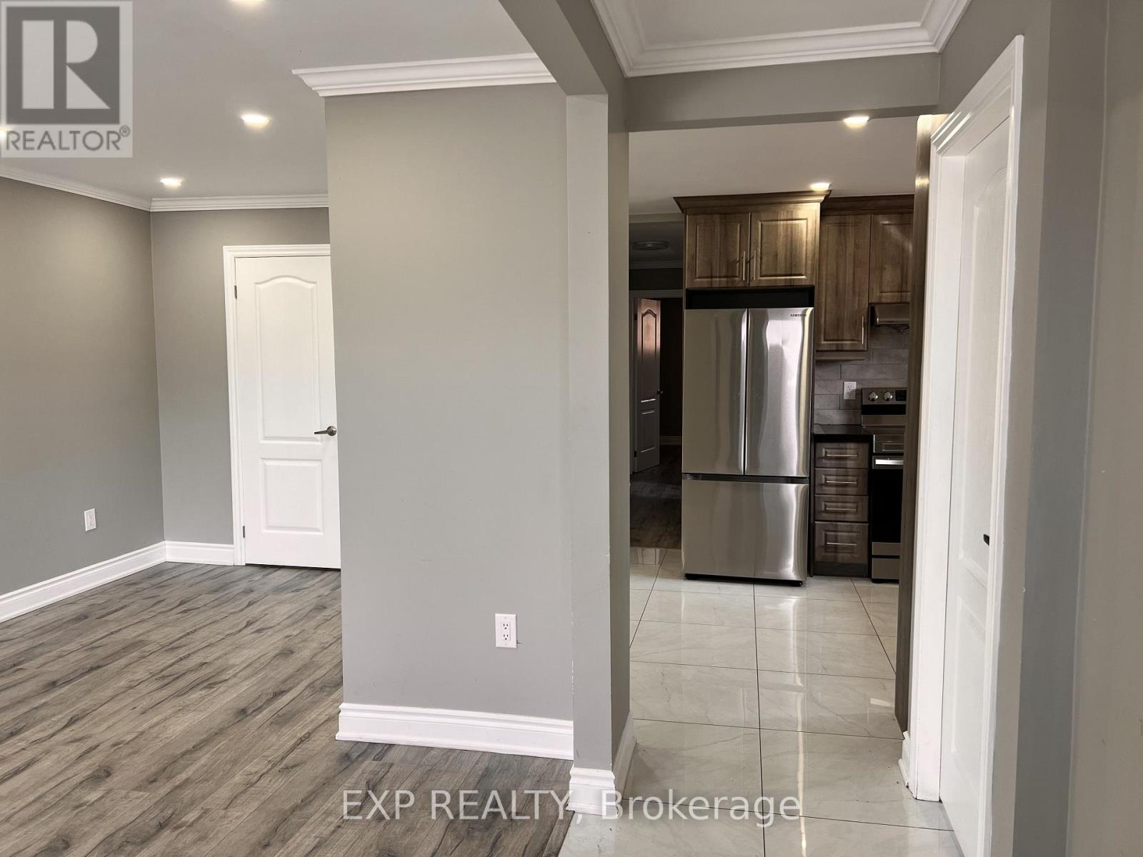 64 Gainsborough Road, Hamilton, Ontario  L8E 1E1 - Photo 36 - X12643016