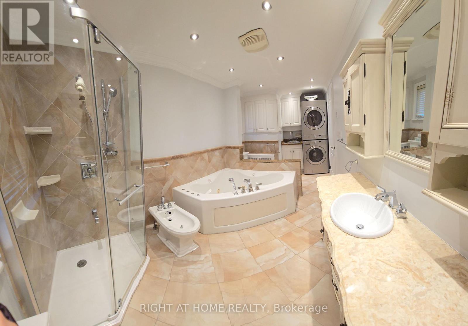 206 King Street N, Toronto, Ontario  M9N 1L7 - Photo 12 - W12644794