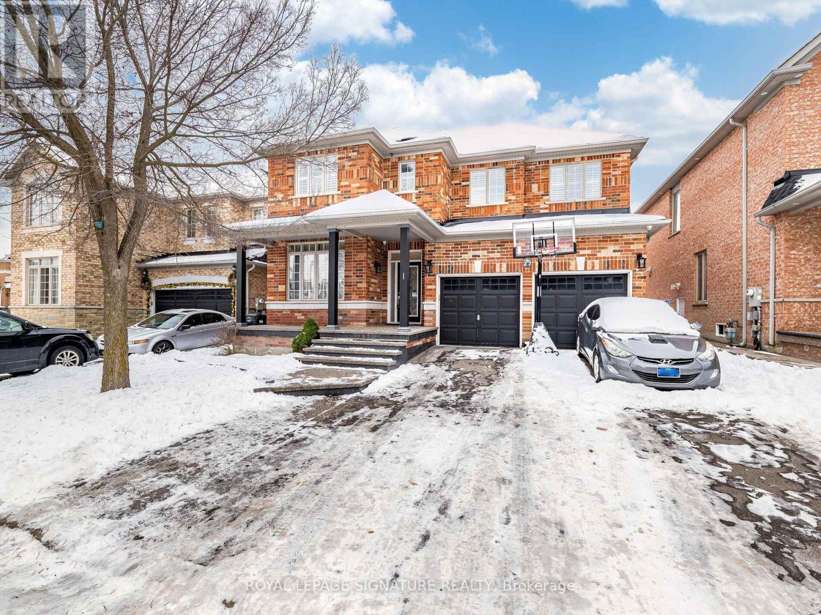 27 Permafrost Drive, Brampton, Ontario  L6R 3M4 - Photo 2 - W12644812