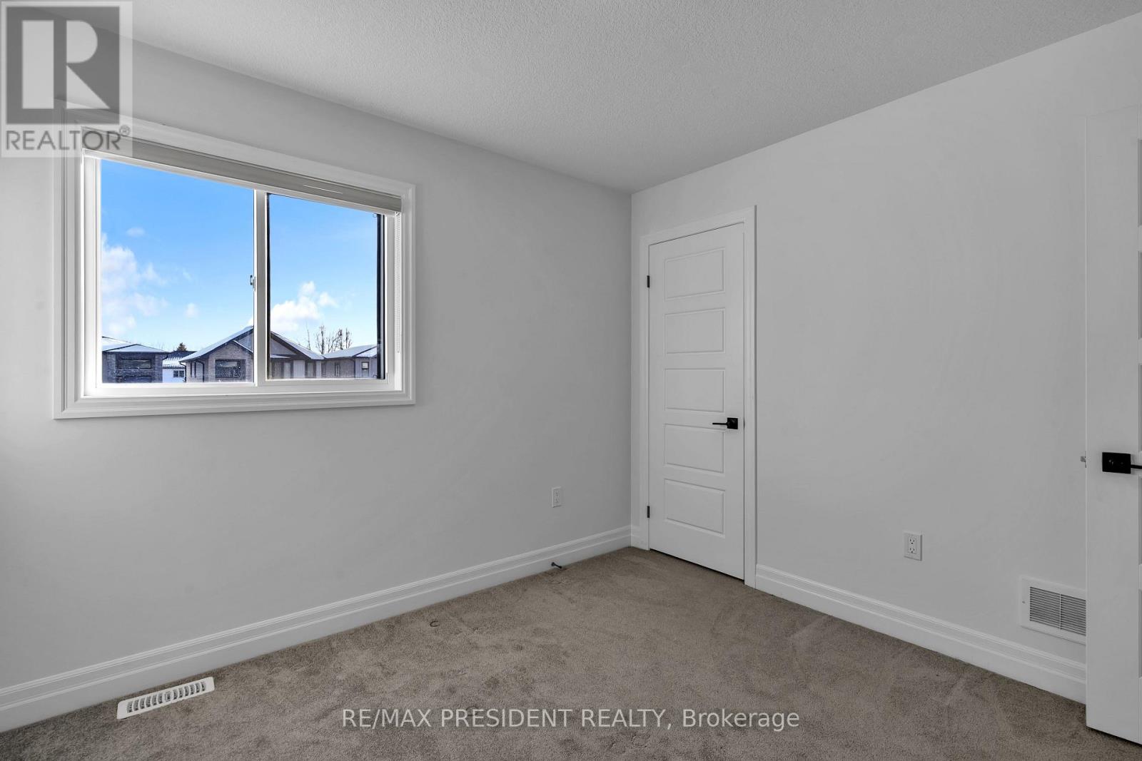 133 Marconi Court, London East, Ontario  N5V 0C9 - Photo 25 - X12644810