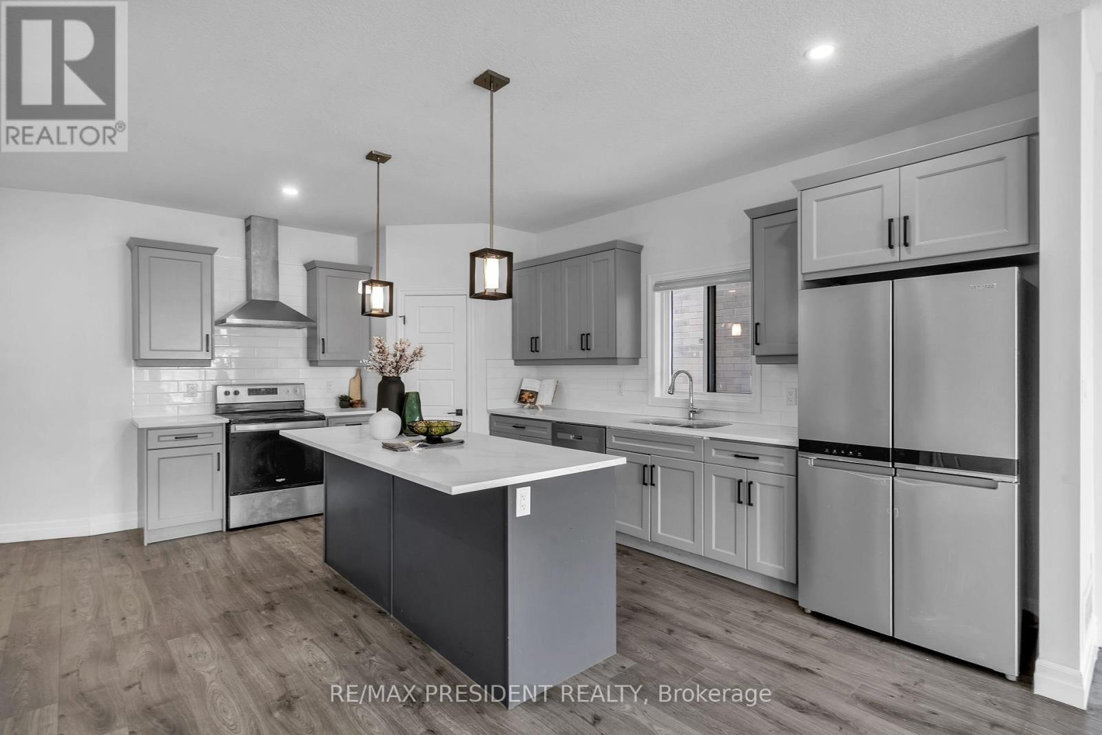 133 Marconi Court, London East, Ontario  N5V 0C9 - Photo 9 - X12644810