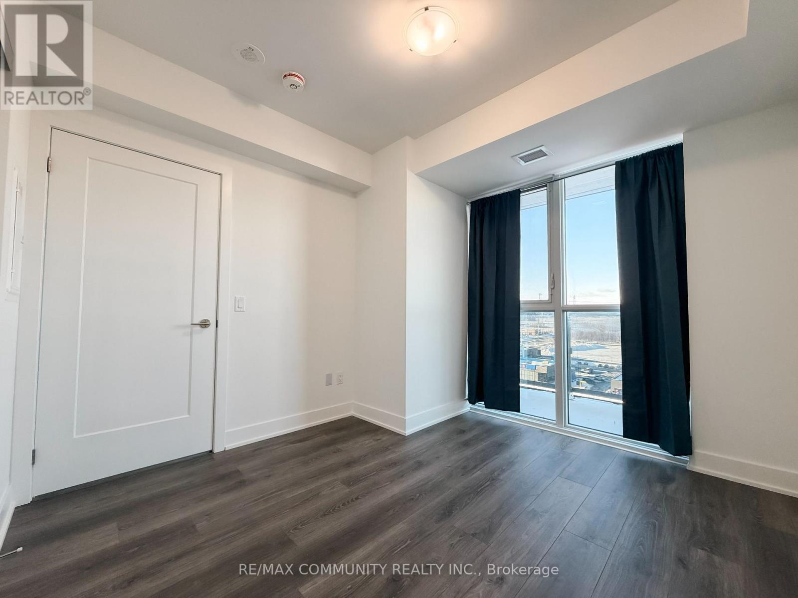 1136 - 2545 Simcoe Street N, Oshawa, Ontario  L1L 0W3 - Photo 4 - E12644798