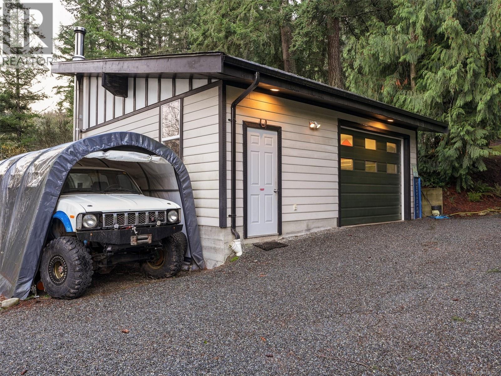 3316 Lodmell Rd, Langford, British Columbia  V9C 3E5 - Photo 3 - 1021796