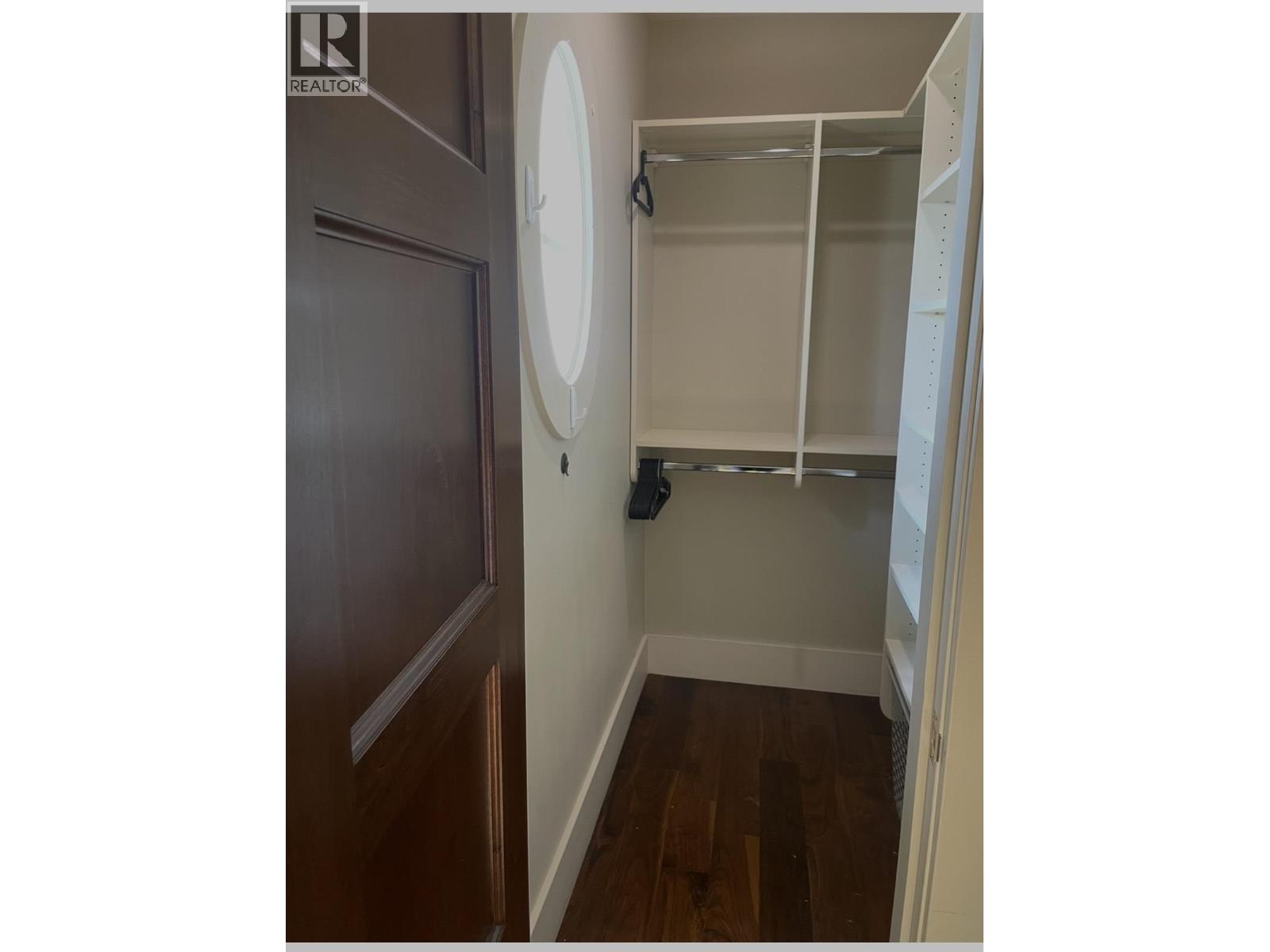 7589 Curtis Street, Burnaby, British Columbia  V5A 4W7 - Photo 11 - R3074636