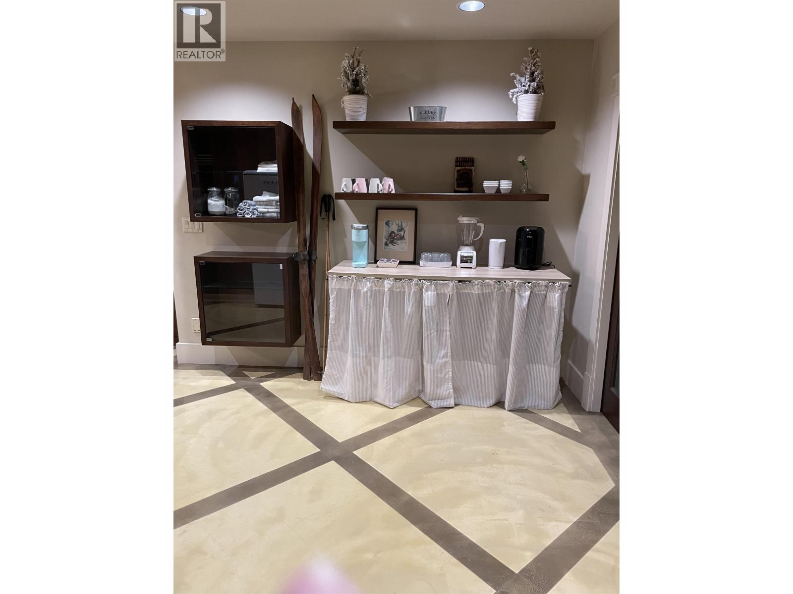 Suite 7589 Curtis Street, Burnaby, British Columbia  V5A 4W7 - Photo 10 - R3074637