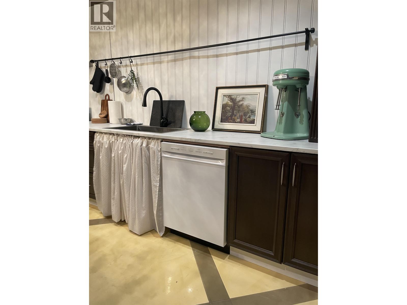 Suite 7589 Curtis Street, Burnaby, British Columbia  V5A 4W7 - Photo 5 - R3074637