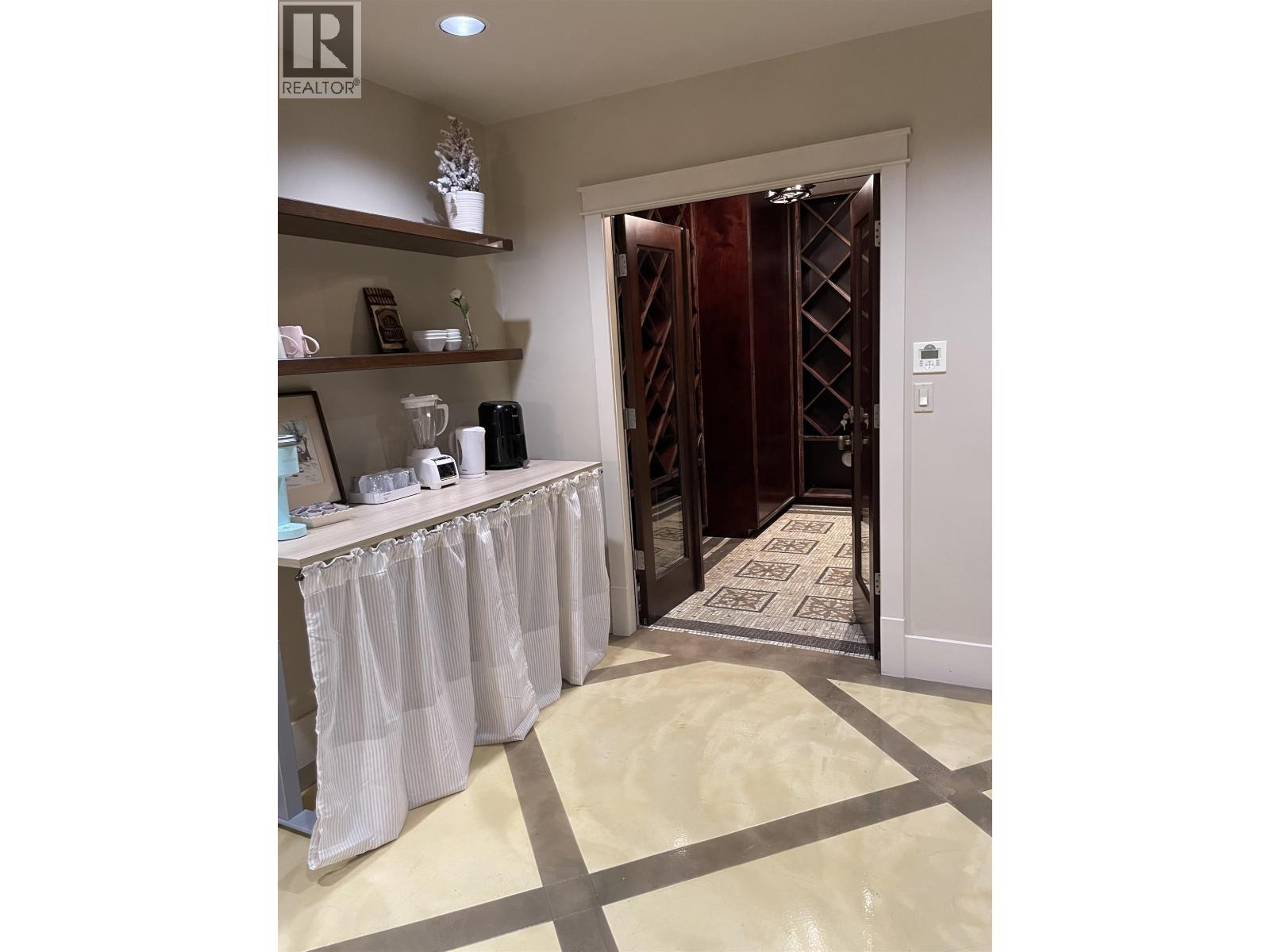 Suite 7589 Curtis Street, Burnaby, British Columbia  V5A 4W7 - Photo 6 - R3074637