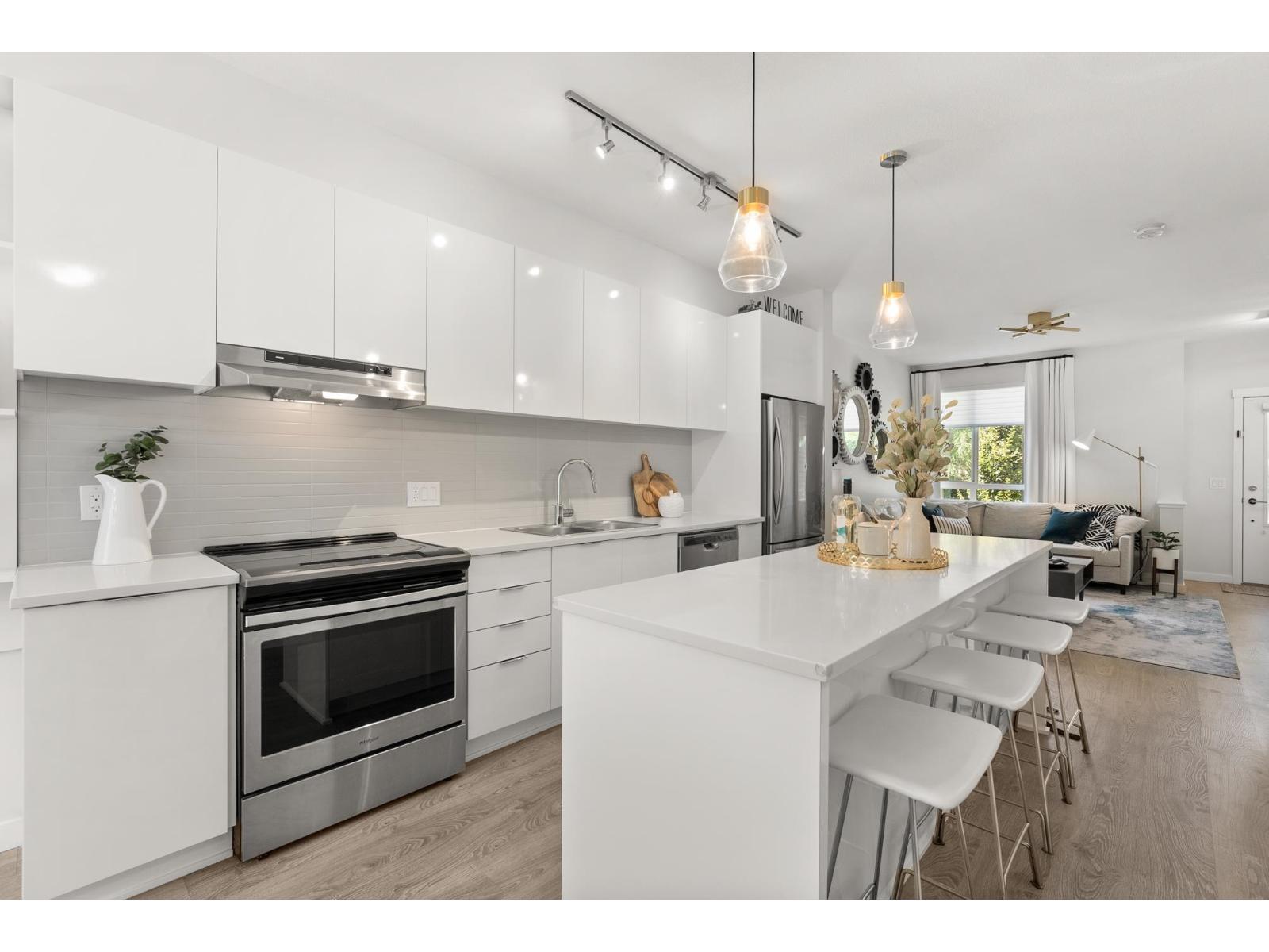 142 15111 Edmund Drive, Surrey, British Columbia  V3S 0A5 - Photo 11 - R3074635