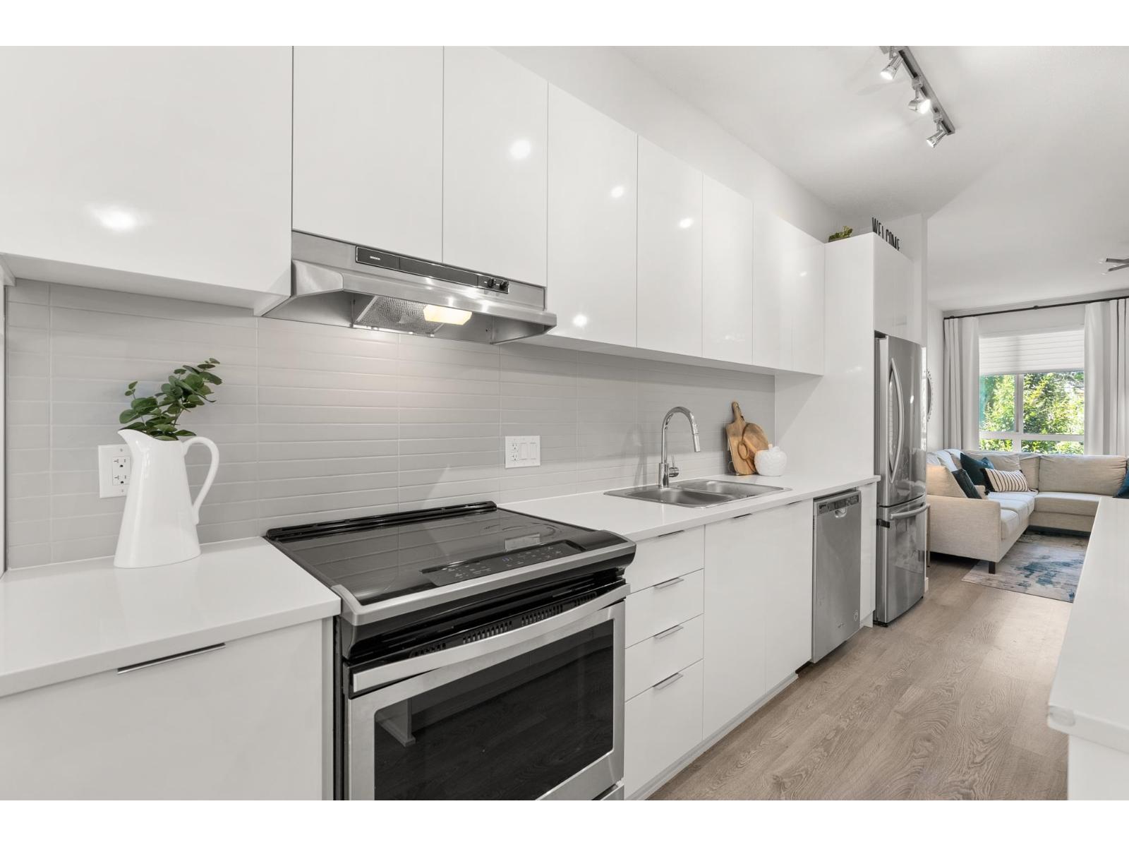 142 15111 Edmund Drive, Surrey, British Columbia  V3S 0A5 - Photo 10 - R3074635