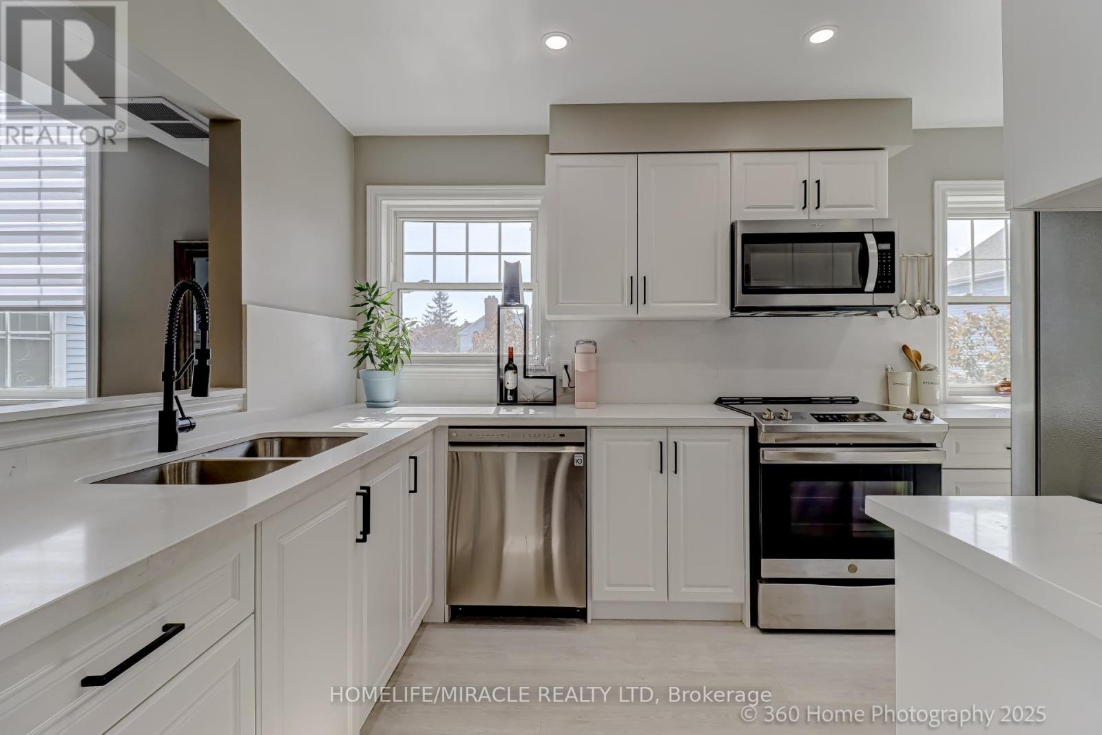 J11 - 1657 Nash Road, Clarington, Ontario  L1E 1S8 - Photo 1 - E12569618