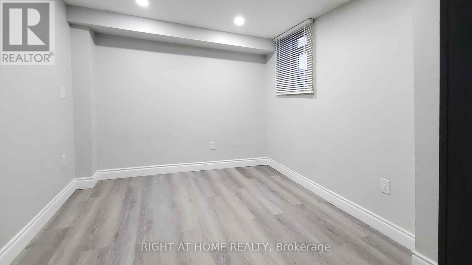 Bsmt - 3 Weldon Street, Whitby, Ontario  L1R 2T3 - Photo 4 - E12635404