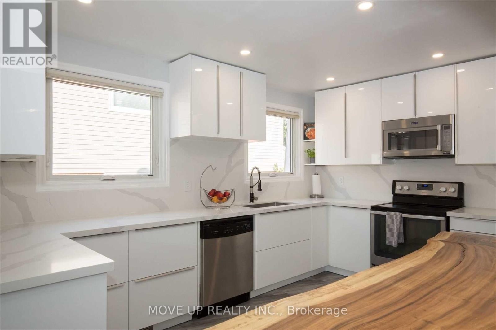 3384 Hannibal Road, Burlington, Ontario  L7M 1S1 - Photo 7 - W12644840