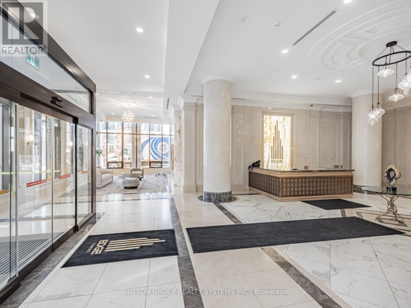 3206 - 36 Elm Drive W, Mississauga, Ontario  L5B 0N3 - Photo 3 - W12644844