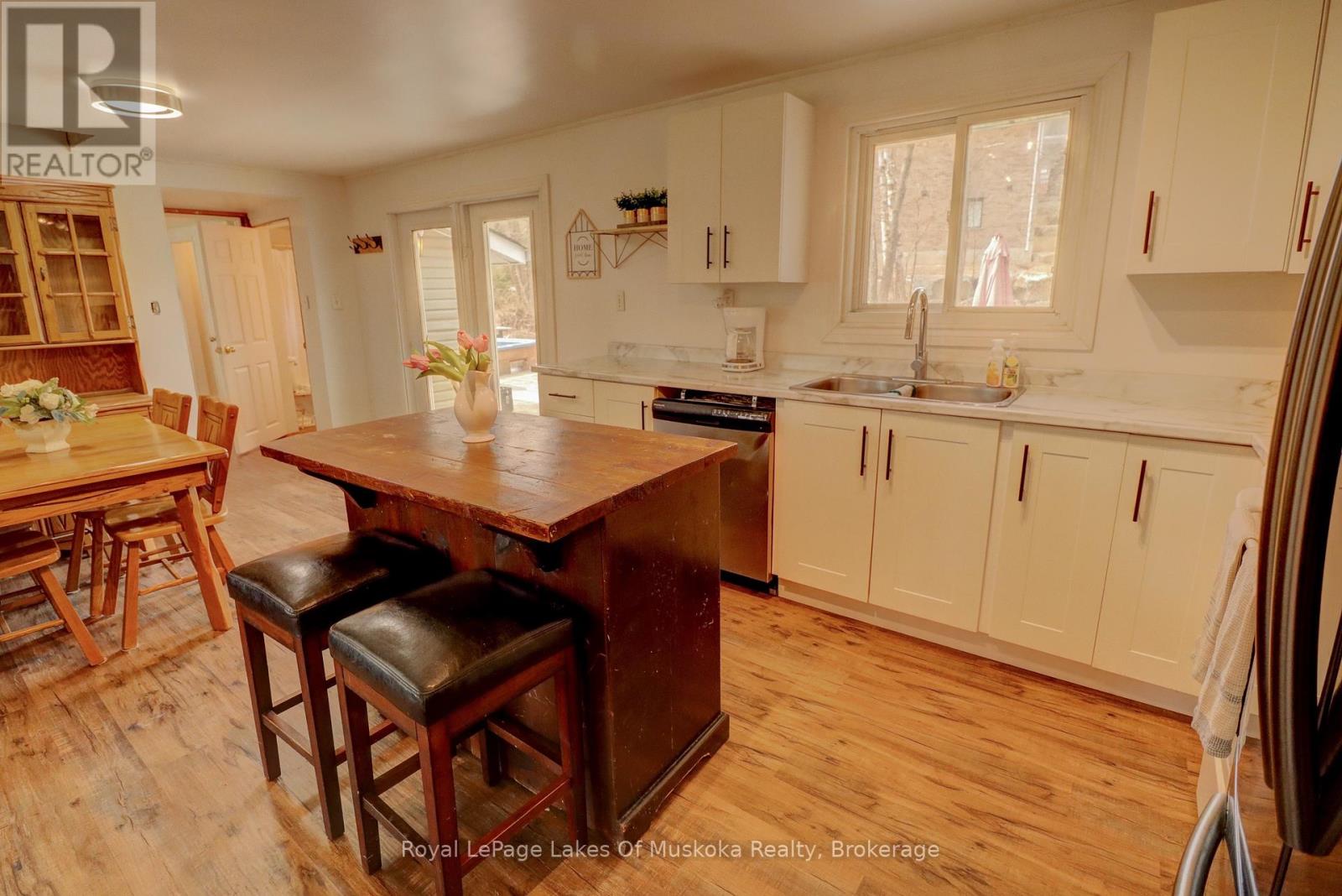 6 Hibberd Lane, Huntsville (Chaffey), Ontario  P1H 1C9 - Photo 10 - X12644868