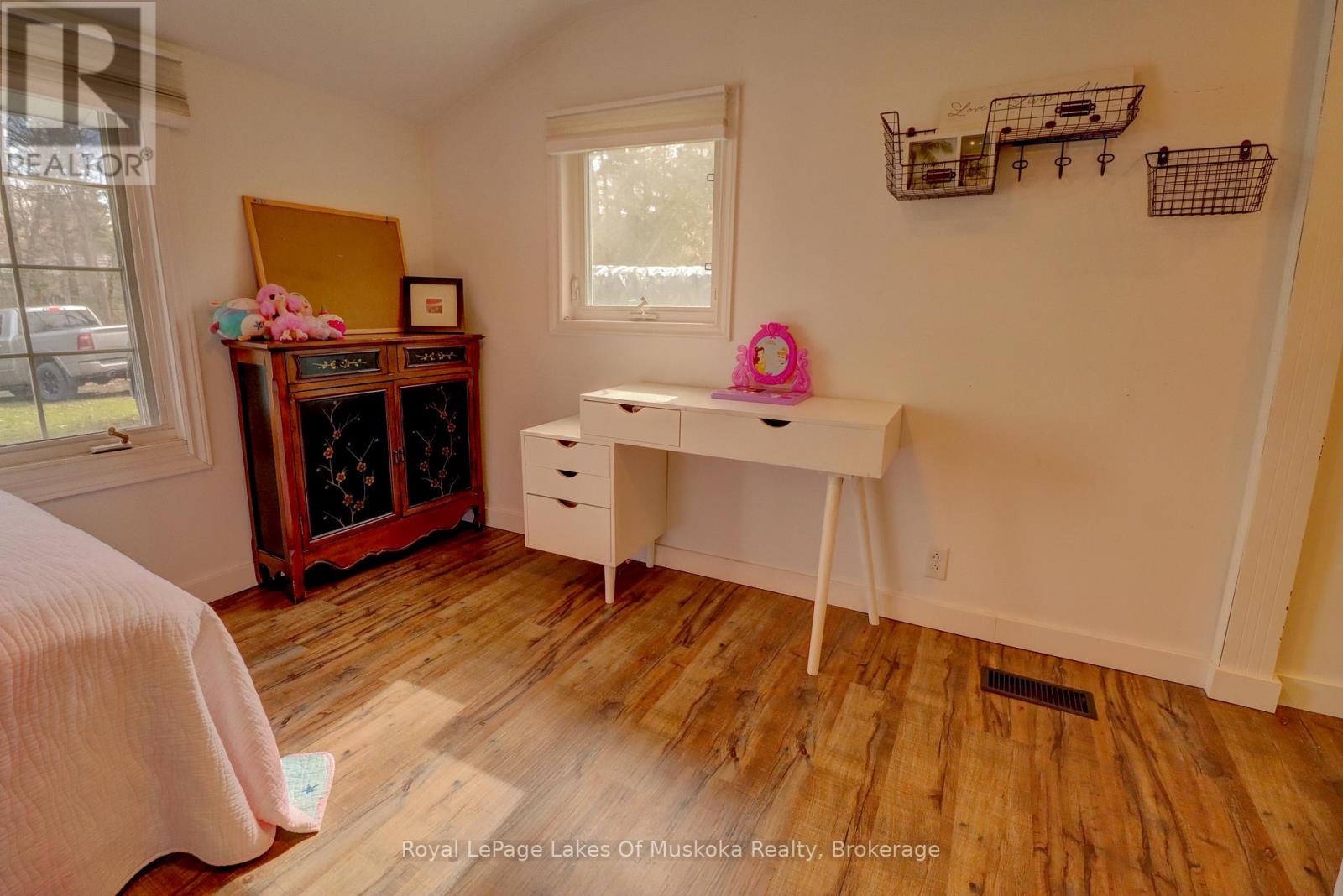 6 Hibberd Lane, Huntsville (Chaffey), Ontario  P1H 1C9 - Photo 16 - X12644868