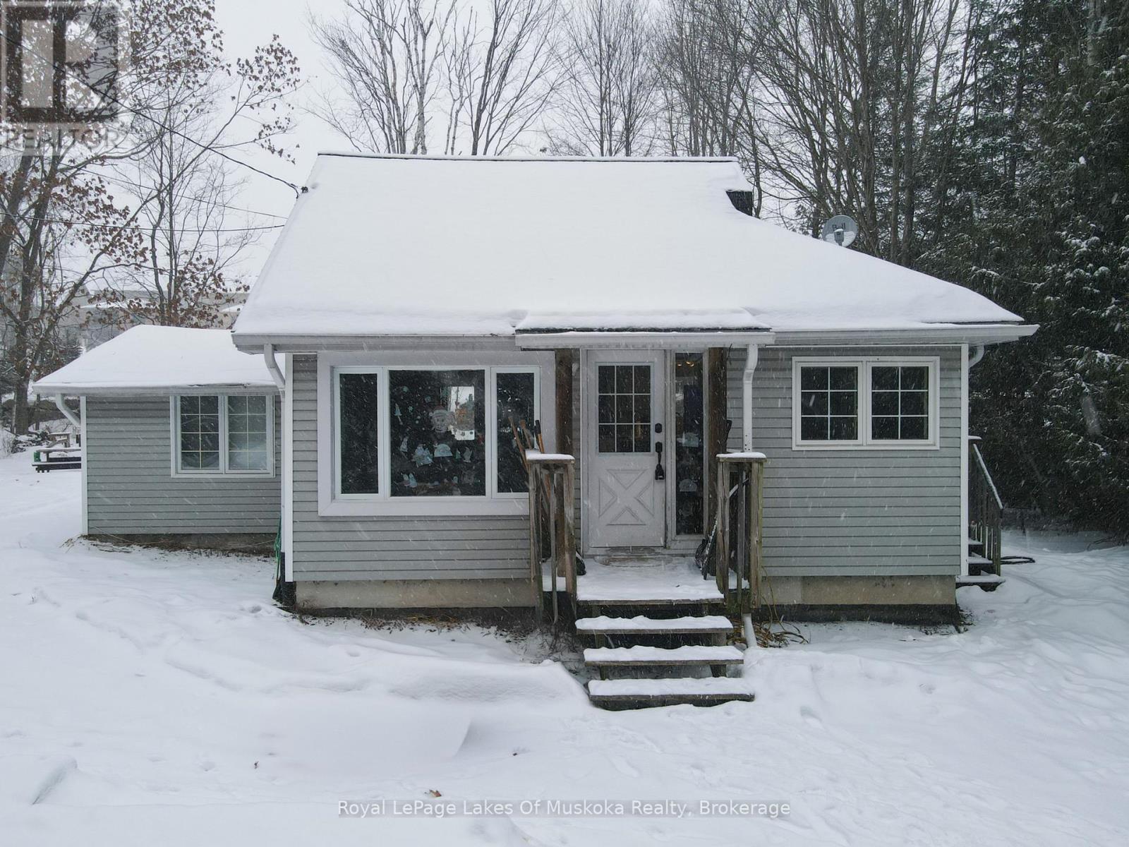 6 Hibberd Lane, Huntsville (Chaffey), Ontario  P1H 1C9 - Photo 2 - X12644868