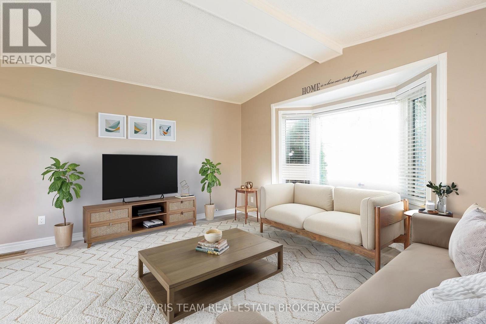 13 Sunrise Circle, Bradford West Gwillimbury, Ontario  L3Z 2A5 - Photo 14 - N12495770