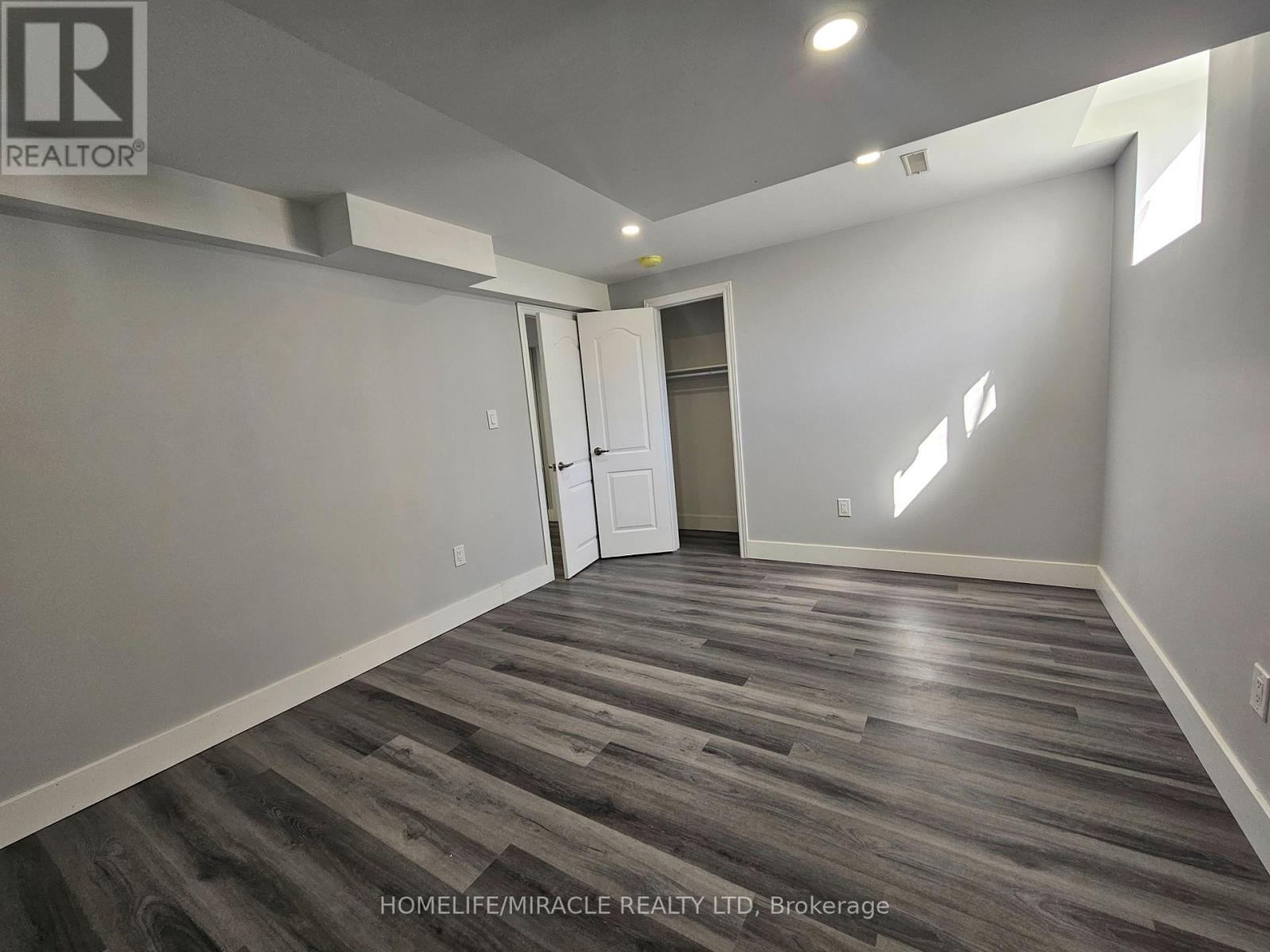 6306 Crickadorn Court N, Mississauga, Ontario  L5N 2J6 - Photo 15 - W12644272