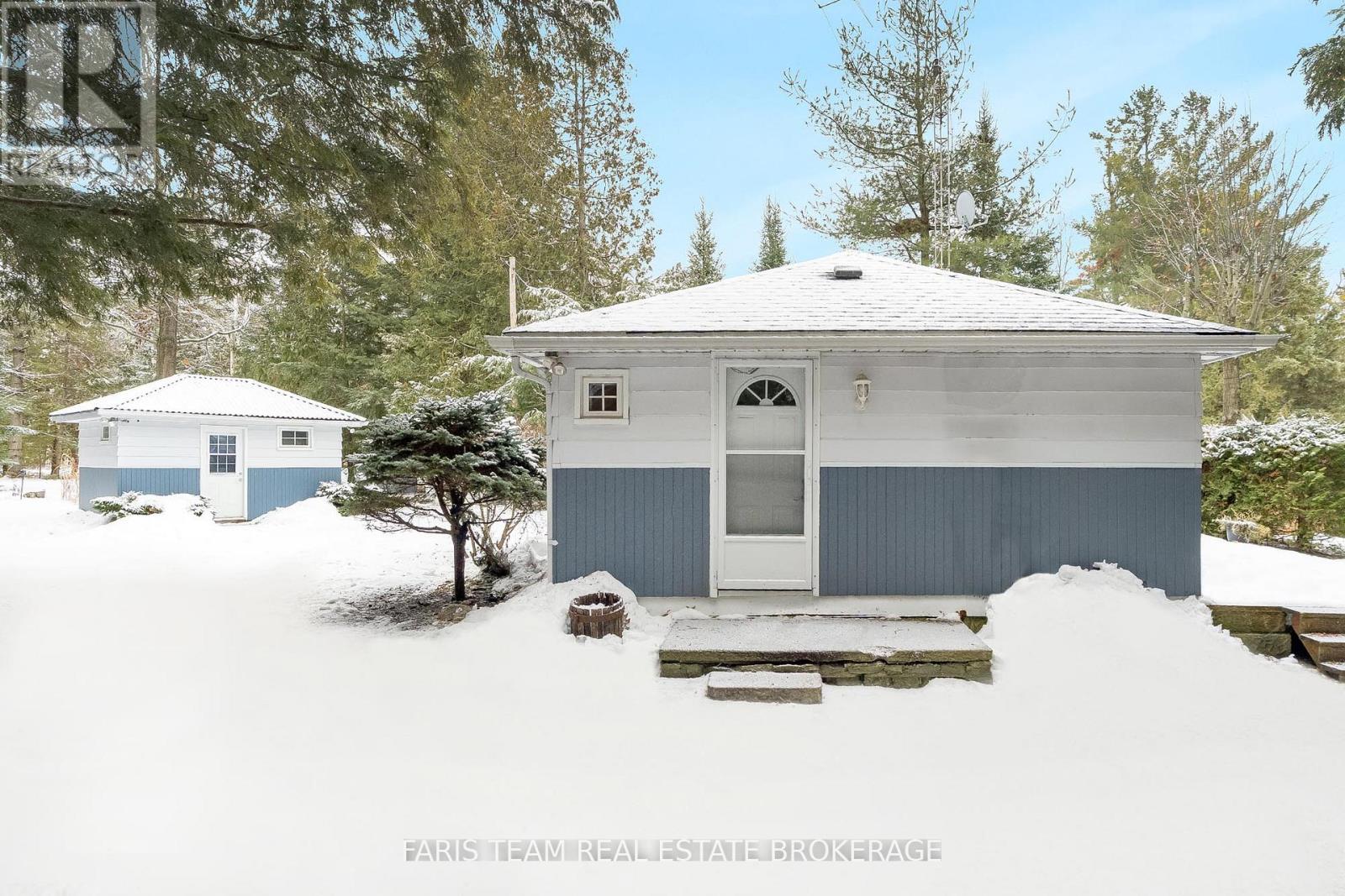 21 STANLEY ROAD, Kawartha Lakes, Ontario