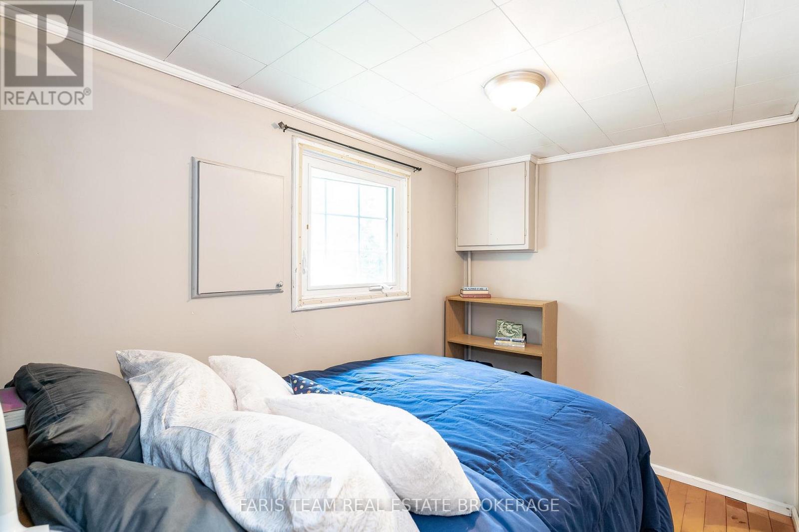 21 Stanley Road, Kawartha Lakes (Carden), Ontario  K0M 2T0 - Photo 11 - X12444874