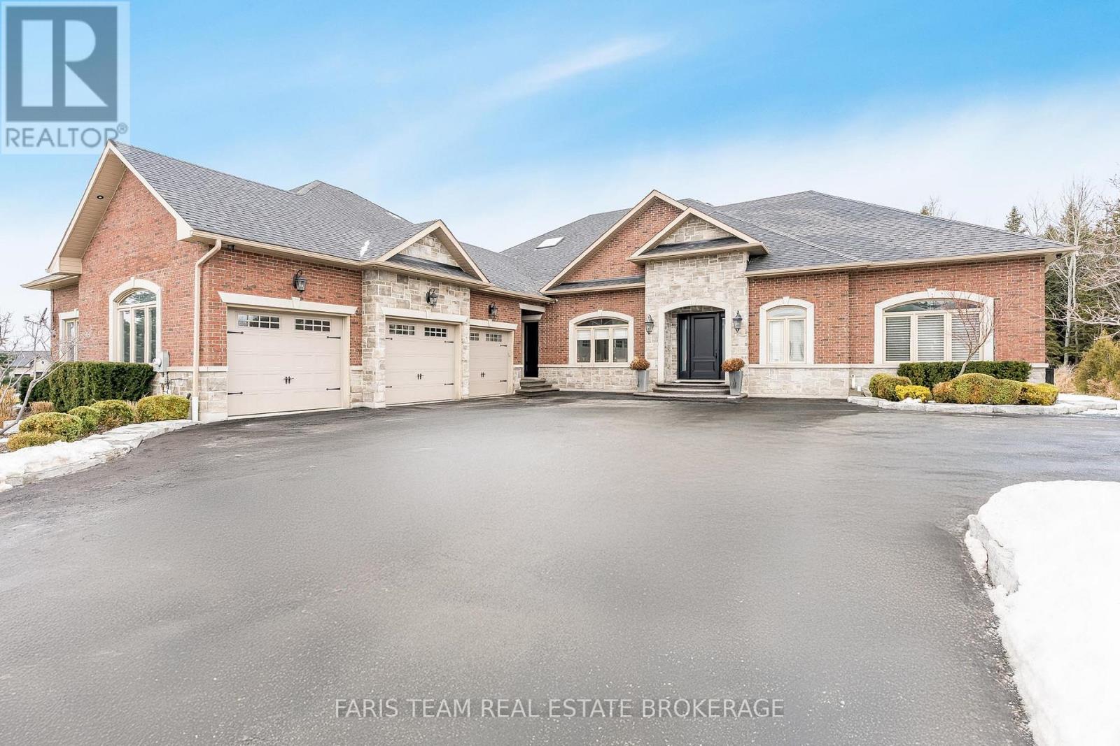 158 DALE CRESCENT, Bradford West Gwillimbury, Ontario