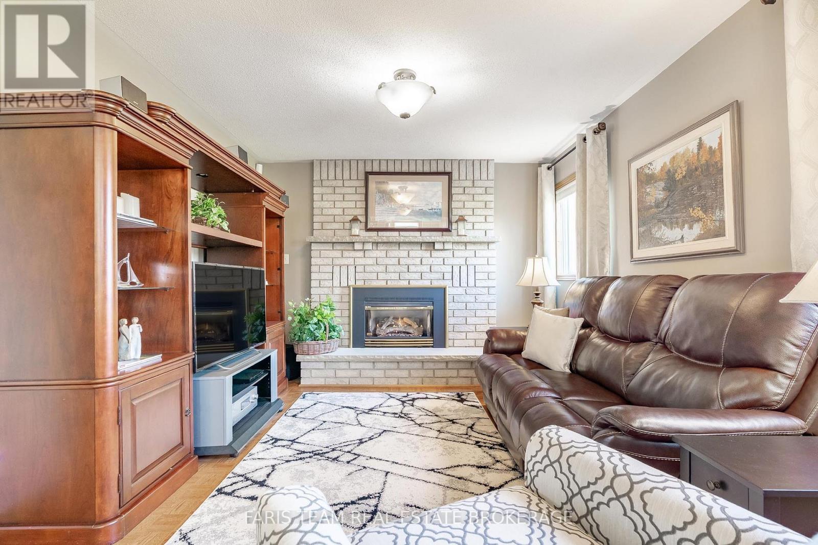 108 Sixth Street, Brock, Ontario  L0K 1A0 - Photo 20 - N12569072